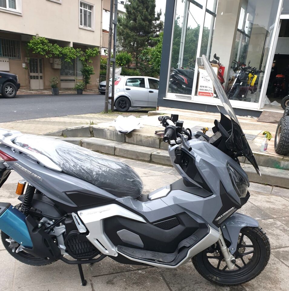 MOTOCAM RMG Moto Gusto Dream 150 Ön Cam 2023-2026 Model 78cm Şeffaf Renkli 4mm UZUN