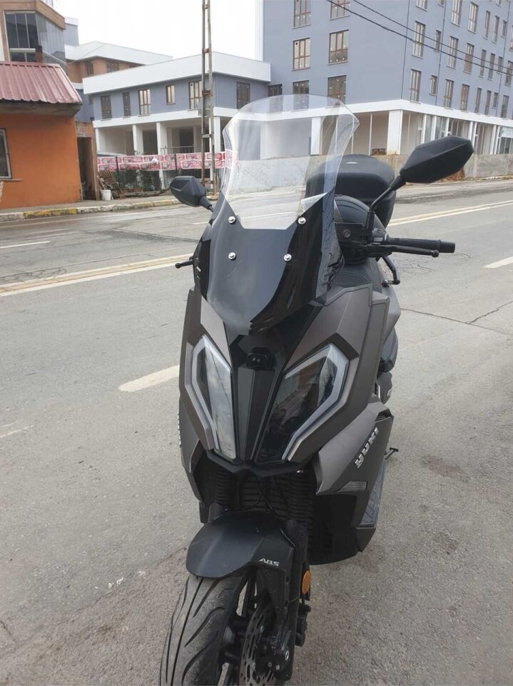 MOTOCAM Yuki Defender Ön Cam 2023-2026 Model 63cm Şeffaf Renkli 4mm