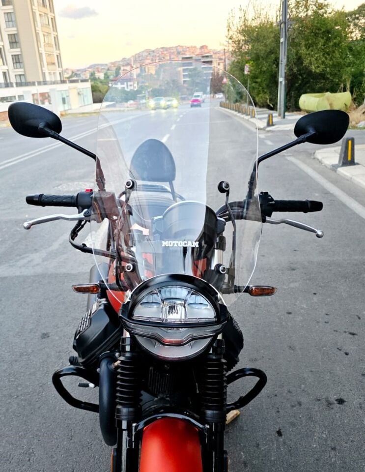 MOTOCAM Moto Guzzi V7 Stone Ön Cam 2021-2023 Model 53cm Şeffaf Renkli 4mm APARATSIZ