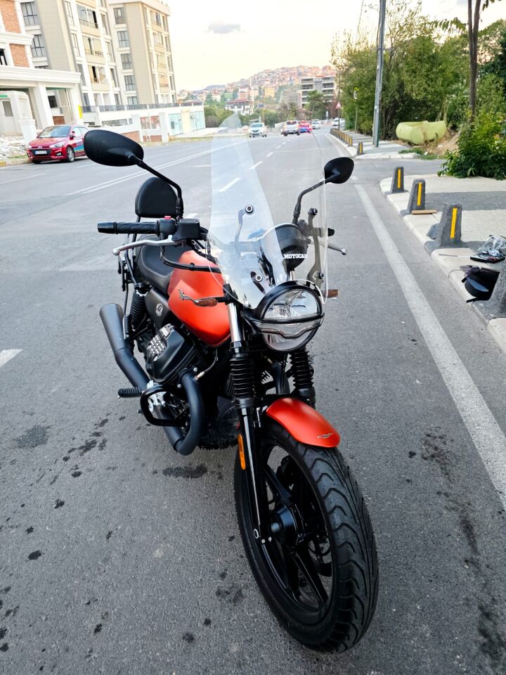 MOTOCAM Moto Guzzi V7 Stone Ön Cam 2021-2023 Model 53cm Şeffaf Renkli 4mm APARATSIZ