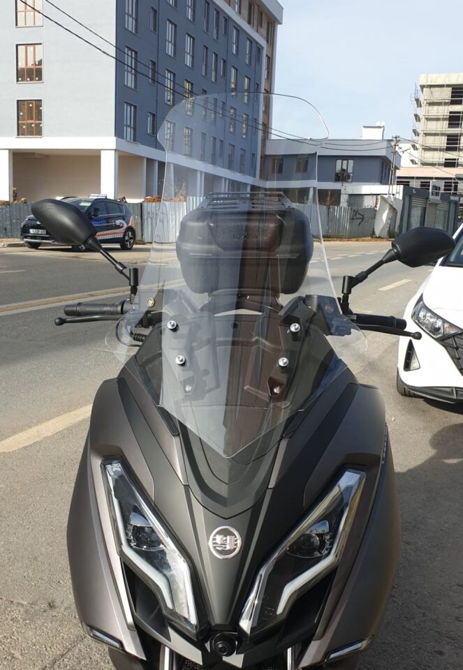 MOTOCAM Yuki Explorer 250 Ön Cam 2021-2026 Model 72cm Şeffaf Renkli 4mm UZUN