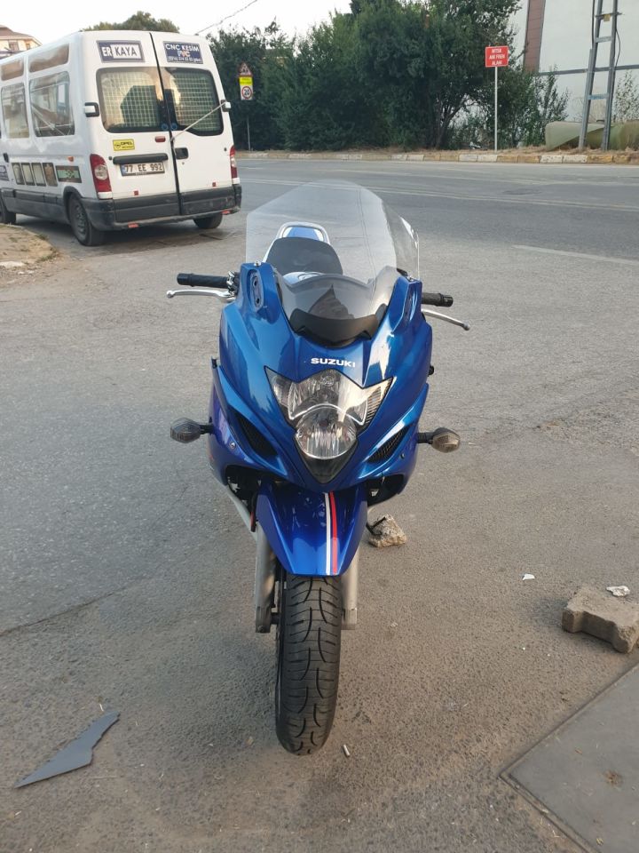 Suzuki GSX 650 F Ön Cam 2008-2012 Model 40cm