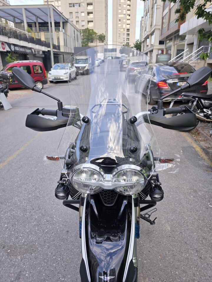 MOTOCAM Moto Guzzi V85 Ön Cam 2019-2023 Model 58cm Şeffaf Renkli 4mm