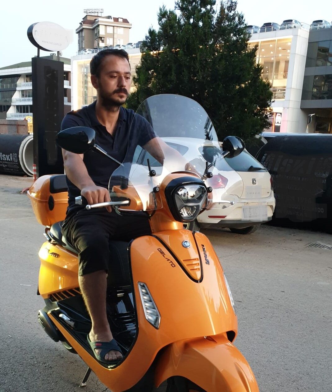 MOTOCAM Yuki Gelato 150 Ön Cam 2023-2026 Model 43cm Şeffaf Renkli 4mm APARATSIZ