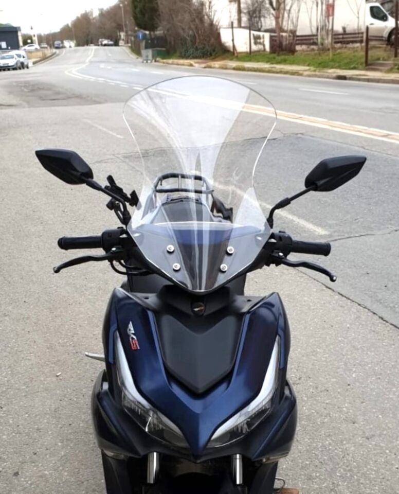 MOTOCAM Motolüx IST 34  Ön Cam 2025-2026 Model 54cm Şeffaf Renkli 4mm