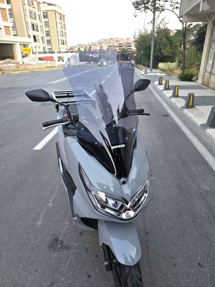 MOTOCAM Motolüx MCX 125 Ön Cam 2024-2026 Model 68cm Füme Renkli 4mm