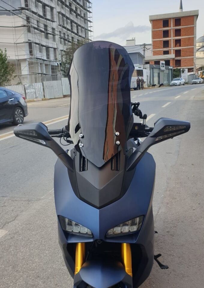 MOTOCAM Yuki Huracan 250 Ön Cam 2022-2026 Model 70cm Siyah Renkli 4mm