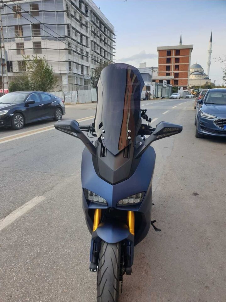 MOTOCAM Yuki Huracan 250 Ön Cam 2022-2026 Model 70cm Siyah Renkli 4mm