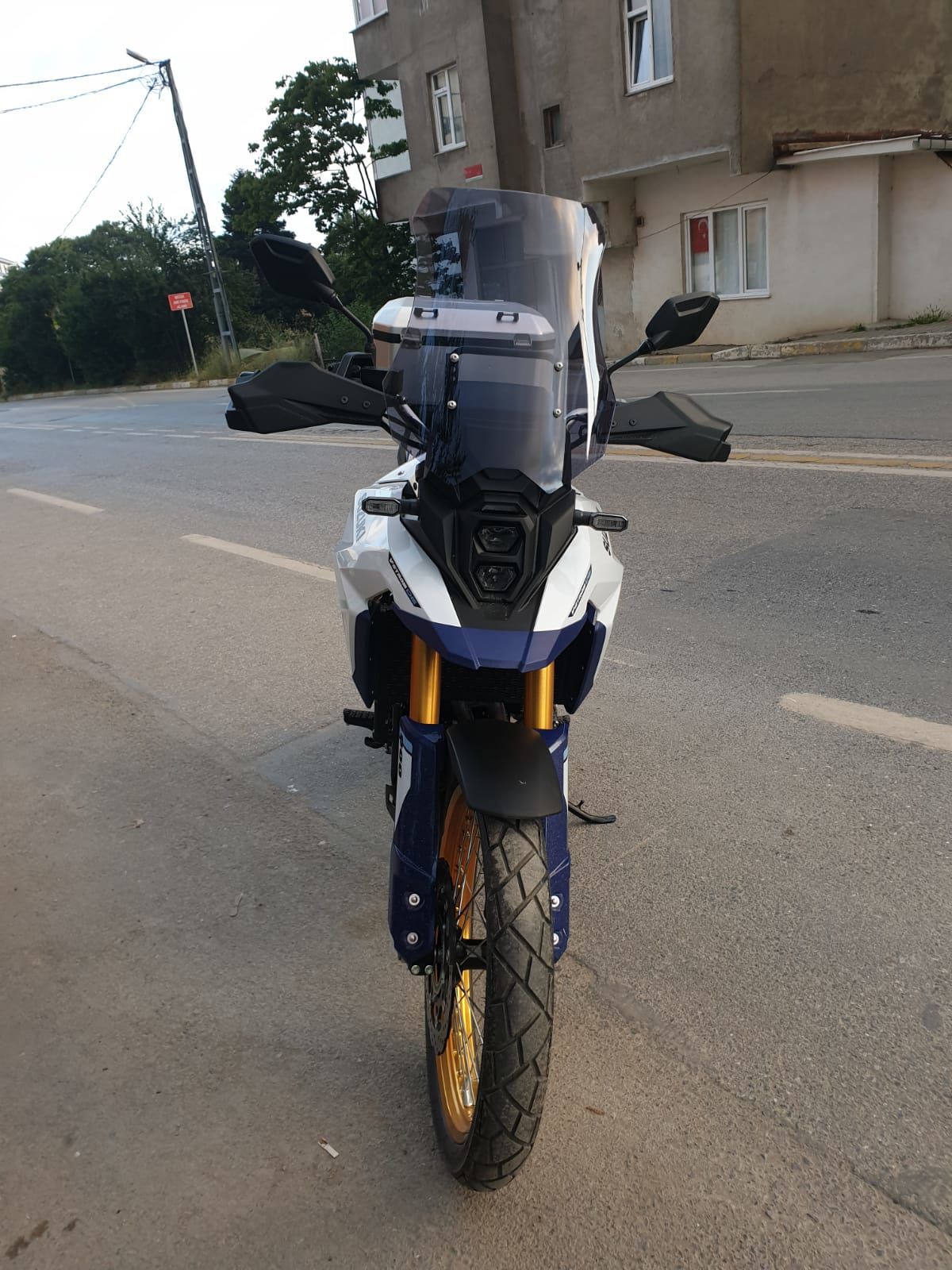 Suzuki V-Strom 800 DE Ön Cam 2023-2025 Model 50cm