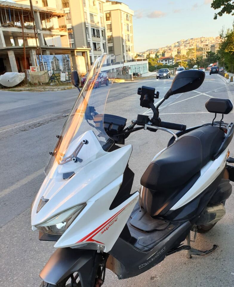 MOTOCAM Motolüx Mtx 125 Ön Cam 2022-2026 Model 65cm Şeffaf Renkli 4mm ORTA BOYLU