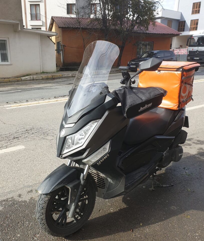 MOTOCAM Yuki T9 strom 125 Ön Cam 2021-2026 Model 62cm Şeffaf Renkli 4mm