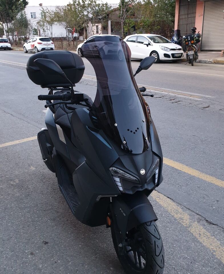 MOTOCAM Yuki Vampire 125 Ön Cam 2023-2026 Model 72cm Siyah Renkli 4mm