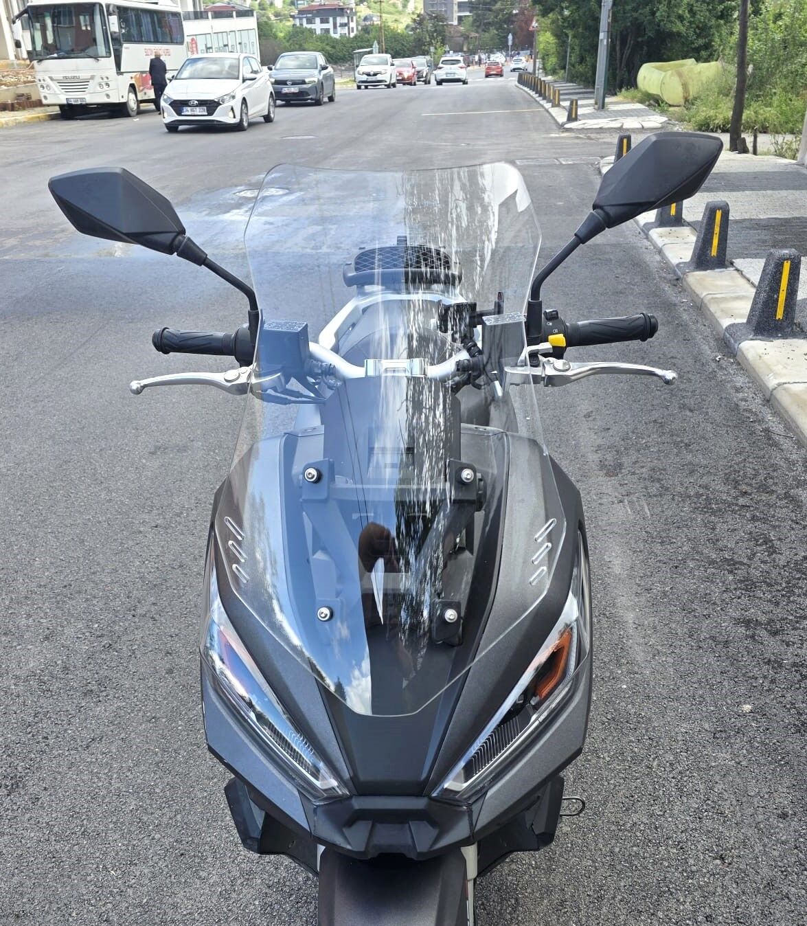 MOTOCAM Motolüx Wow 150  Ön Cam 2023-2026 Model 55cm Şeffaf Renkli 4mm KISA
