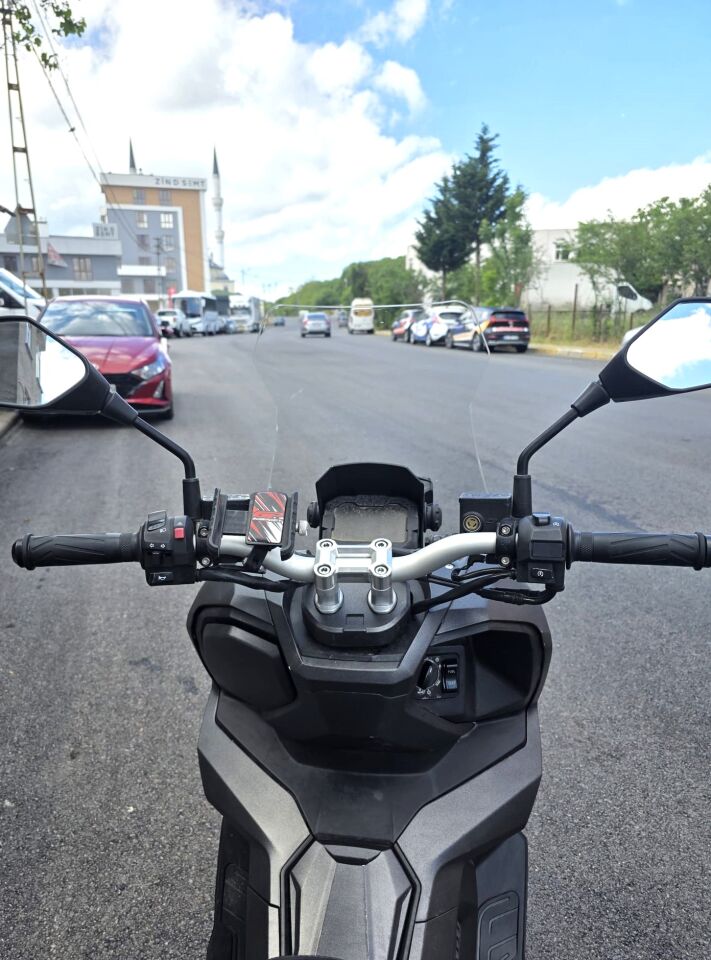 MOTOCAM Motolüx Wow 150  Ön Cam 2023-2026 Model 55cm Şeffaf Renkli 4mm KISA