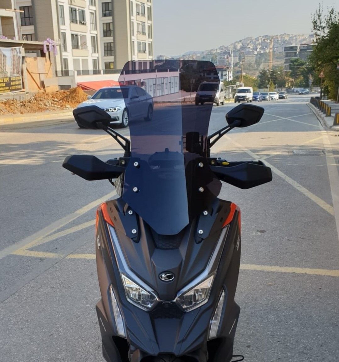 MOTOCAM Kymco DTX 250 Ön Cam 2021-2026 Model 67cm Siyah Renkli 4mm ORTA BOYLU