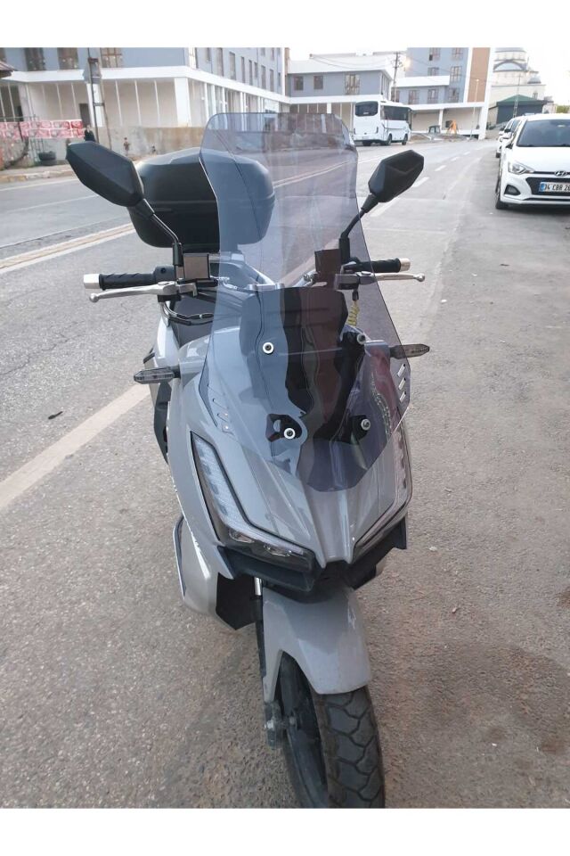MOTOCAM Motolüx Wow 150  Ön Cam 2023-2026 Model 75cm Füme Renkli 4mm UZUN