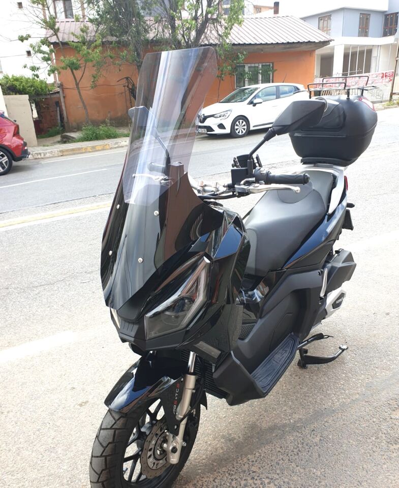 MOTOCAM Motolüx Wow 150  Ön Cam 2023-2026 Model 78cm Füme Renkli 4mm UZUN