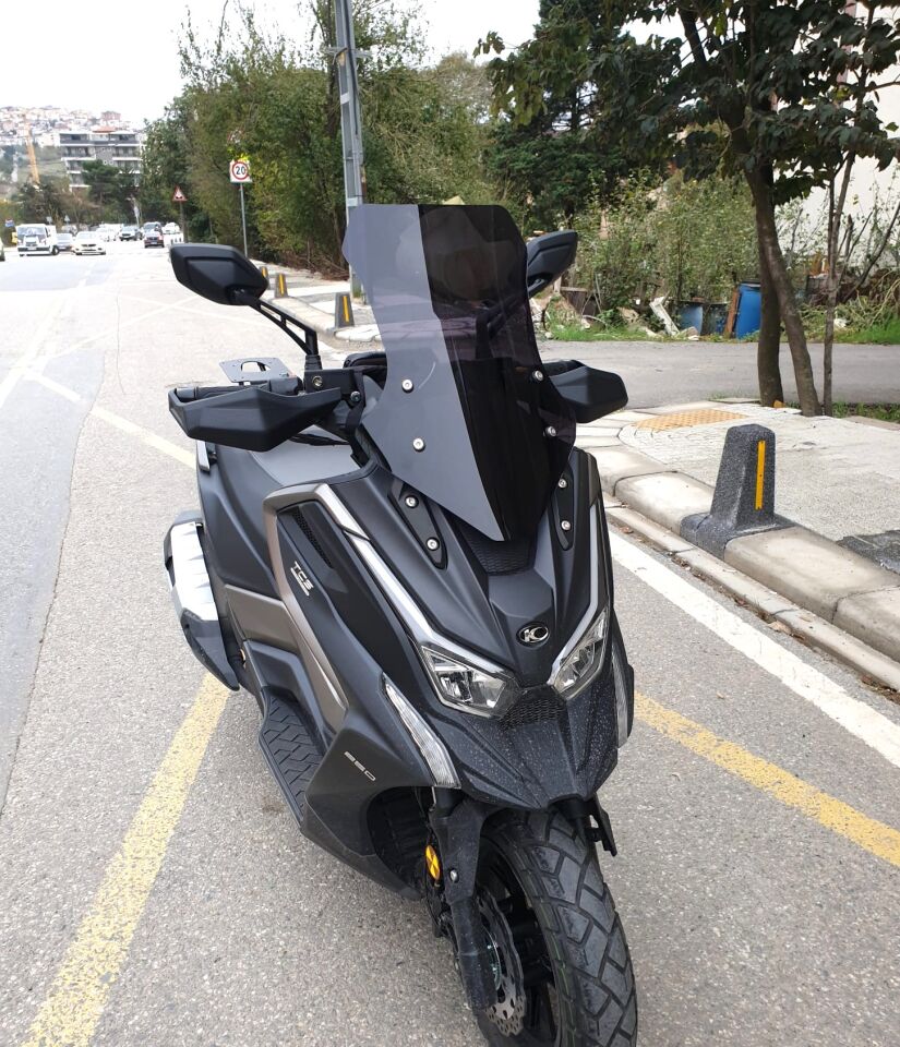 MOTOCAM Kymco DTX 360 Ön Cam 2021-2026 Model 55cm Siyah Renkli 4mm