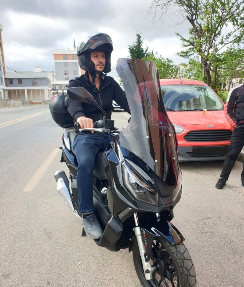 MOTOCAM Motolüx Wow 150  Ön Cam 2023-2026 Model 78cm Siyah Renkli 4mm UZUN