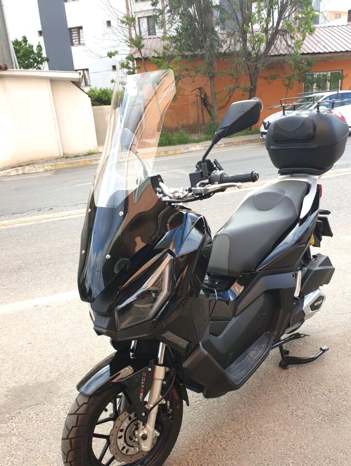 MOTOCAM Motolüx Wow 150  Ön Cam 2023-2026 Model 78cm Şeffaf Renkli 4mm UZUN