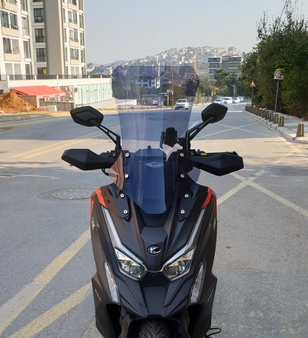 MOTOCAM Kymco DTX 360 Ön Cam 2021-2026 Model 67cm Füme Renkli 4mm UZUN