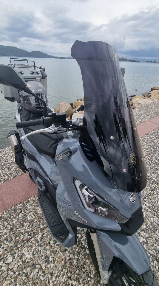 MOTOCAM Yuki Xway 125 Ön Cam 2023-2026 Model 75cm Siyah Renkli 4mm UZUN