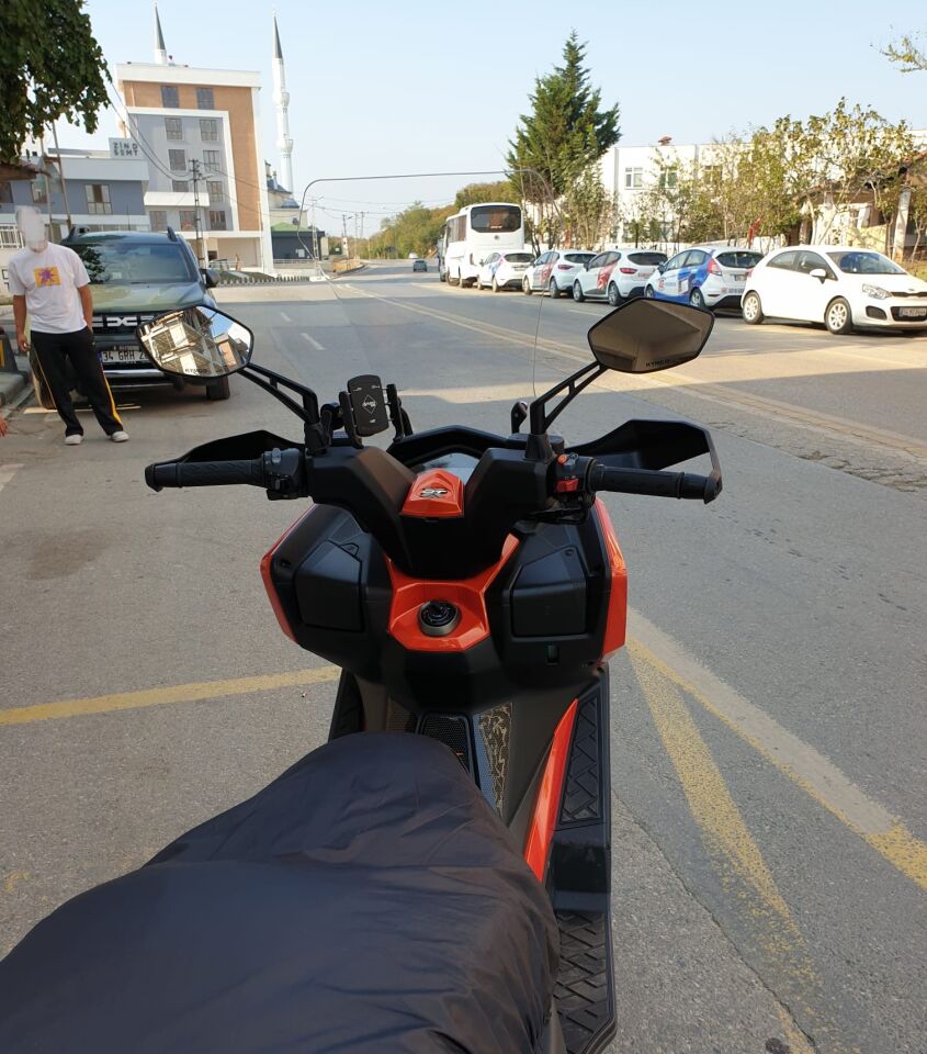 MOTOCAM Kymco DTX 360 Ön Cam 2021-2026 Model 67cm Şeffaf Renkli 4mm UZUN