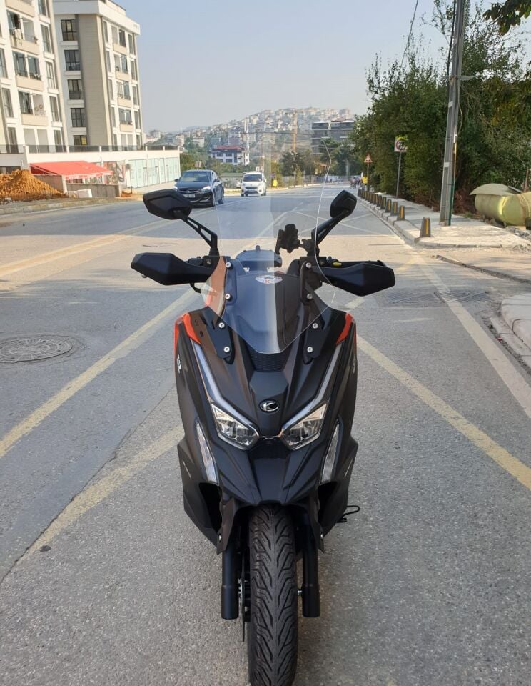 MOTOCAM Kymco DTX 360 Ön Cam 2021-2026 Model 67cm Şeffaf Renkli 4mm UZUN