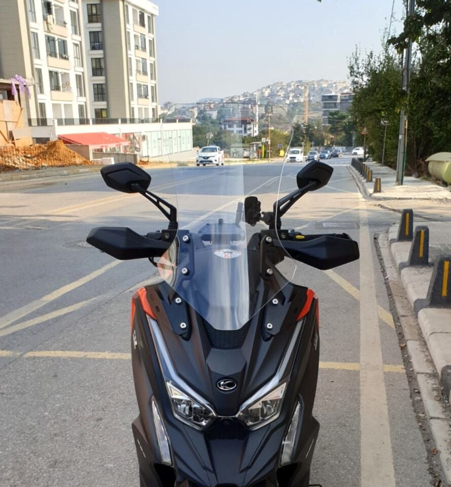 MOTOCAM Kymco DTX 360 Ön Cam 2021-2026 Model 67cm Şeffaf Renkli 4mm UZUN
