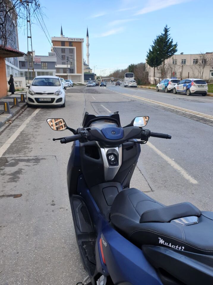 MOTOCAM Musatti Glamaro Max 125 Ön Cam 2023-2026 Model 50cm Şeffaf Renkli 4mm UZUN