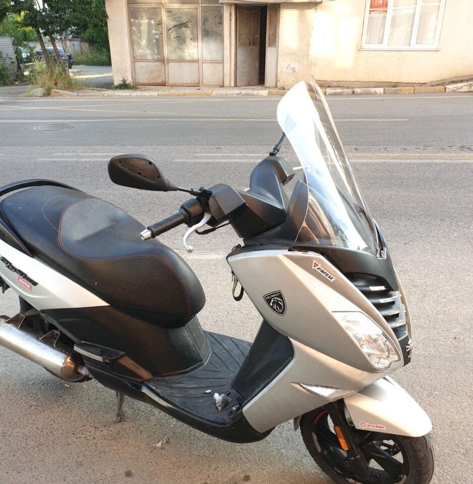 MOTOCAM Peugeot Citystar 200 Ön Cam 2017-2018 Model 56cm Şeffaf Renkli 4mm UZUN