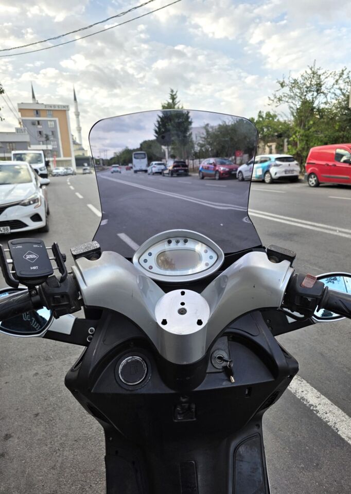 MOTOCAM Kymco Grand Dink Ön Cam 2002-2013 Model 47cm Füme Renkli 4mm