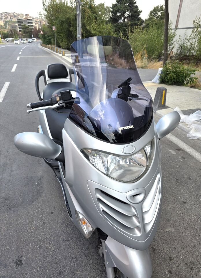 MOTOCAM Kymco Grand Dink Ön Cam 2002-2013 Model 47cm Füme Renkli 4mm