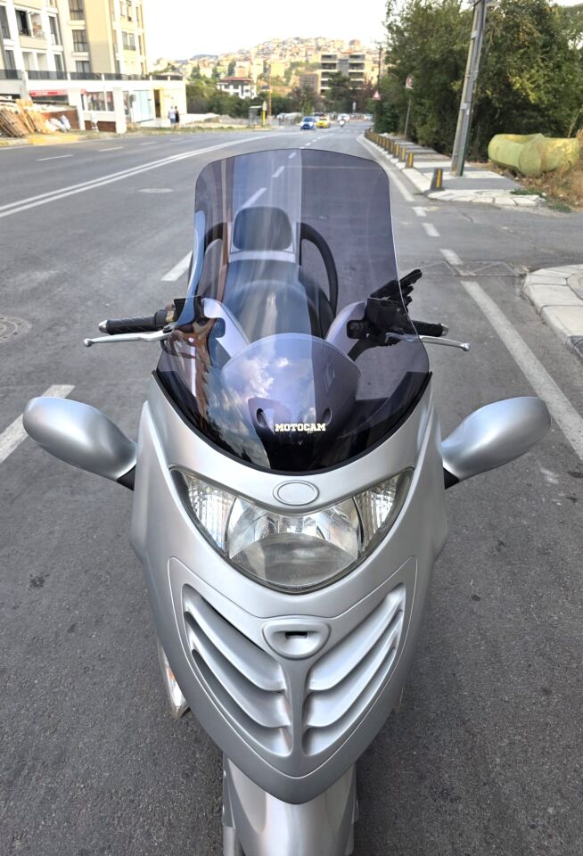 MOTOCAM Kymco Grand Dink Ön Cam 2002-2013 Model 47cm Füme Renkli 4mm