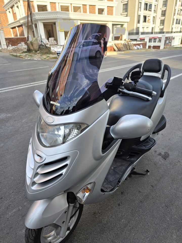 MOTOCAM Kymco Grand Dink Ön Cam 2002-2013 Model 47cm Siyah Renkli 4mm