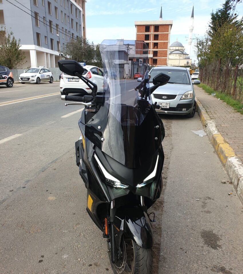 MOTOCAM Kymco Krv 200 Ön Cam 2022-2026 Model 75cm Füme Renkli 4mm UZUN