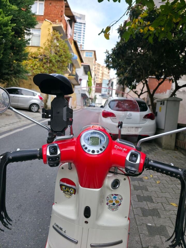 MOTOCAM Peugeot Django Ön Cam 2017-2026-2026 Model 37cm Şeffaf Renkli 4mm  APARATSIZ