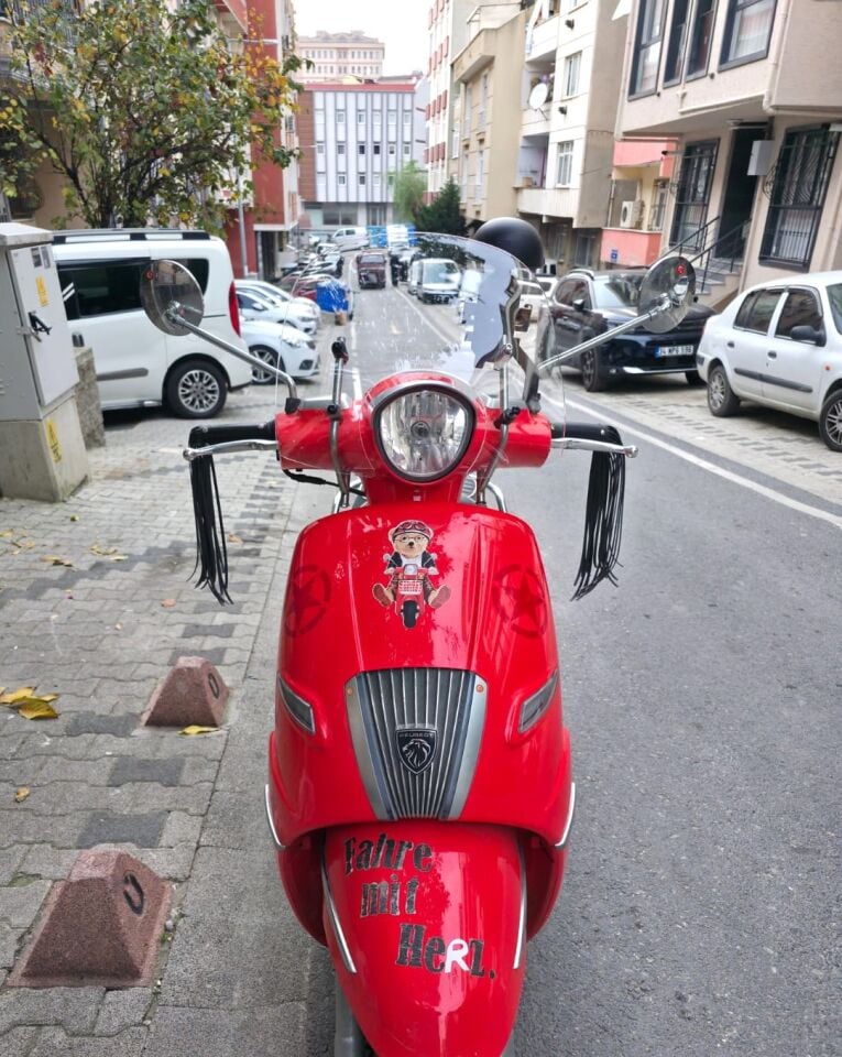 MOTOCAM Peugeot Django Ön Cam 2017-2026-2026 Model 37cm Şeffaf Renkli 4mm  APARATSIZ