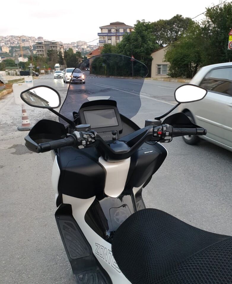 MOTOCAM Zontes ZT 250 T-E Ön Cam 2023-2026 Model 73cm Füme Renkli 4mm