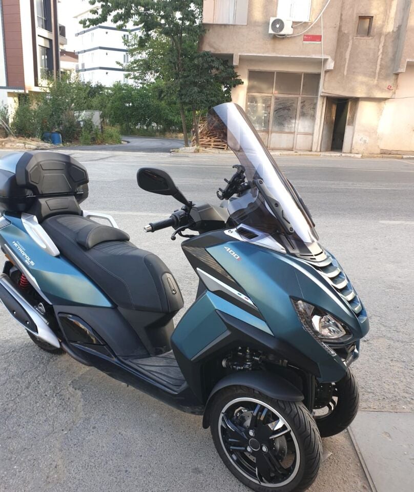 MOTOCAM Peugeot Metropolis 400 Ön Cam 2021-2026 Model 68cm Füme Renkli 4mm