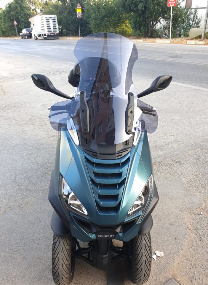 MOTOCAM Peugeot Metropolis 400 Ön Cam 2021-2026 Model 68cm Füme Renkli 4mm