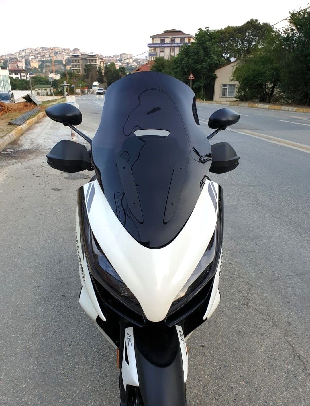 MOTOCAM Zontes ZT 250 T-E Ön Cam 2023-2026 Model 73cm Siyah Renkli 4mm