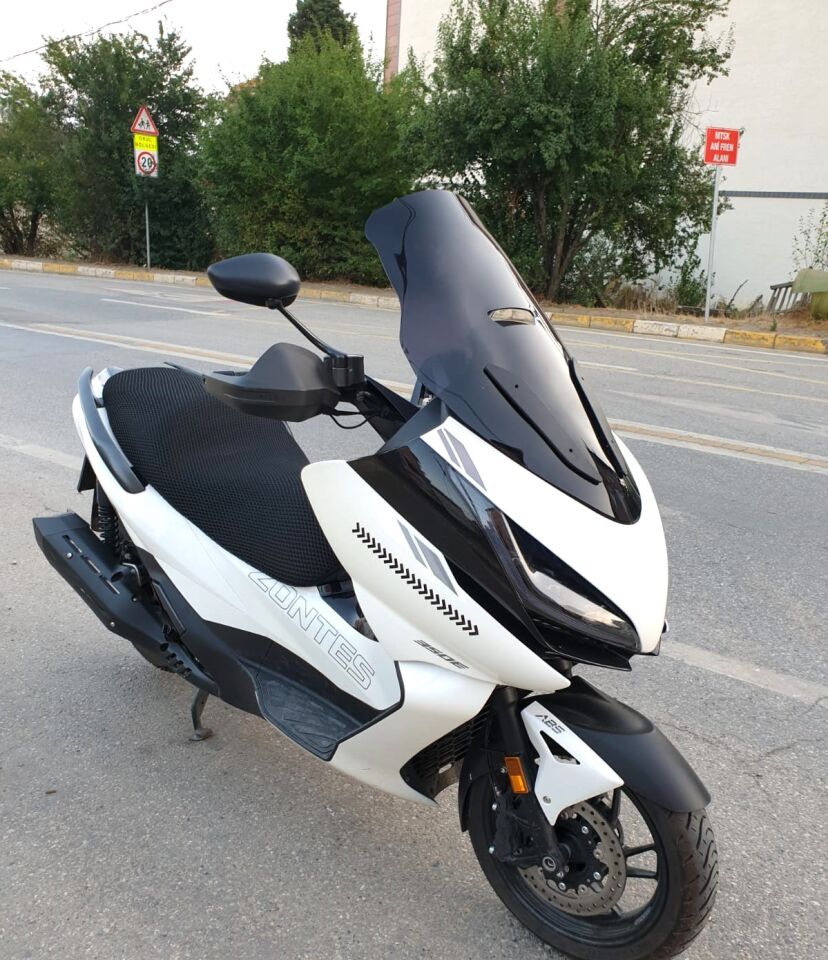 MOTOCAM Zontes ZT 250 T-E Ön Cam 2023-2026 Model 73cm Siyah Renkli 4mm