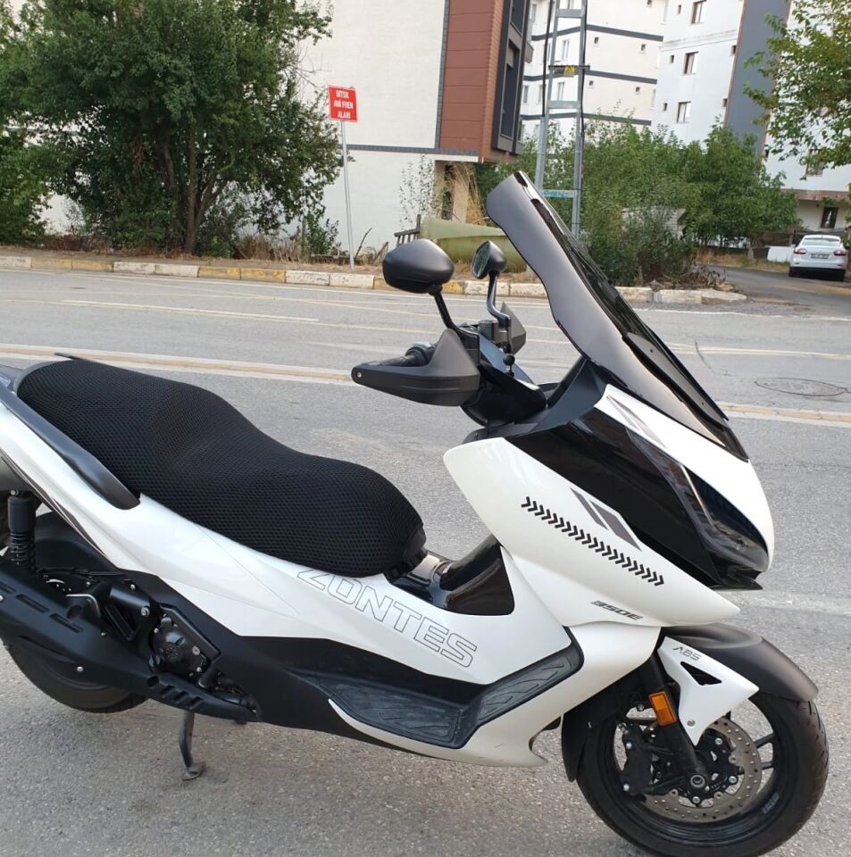 MOTOCAM Zontes ZT 250 T-E Ön Cam 2023-2026 Model 73cm Siyah Renkli 4mm