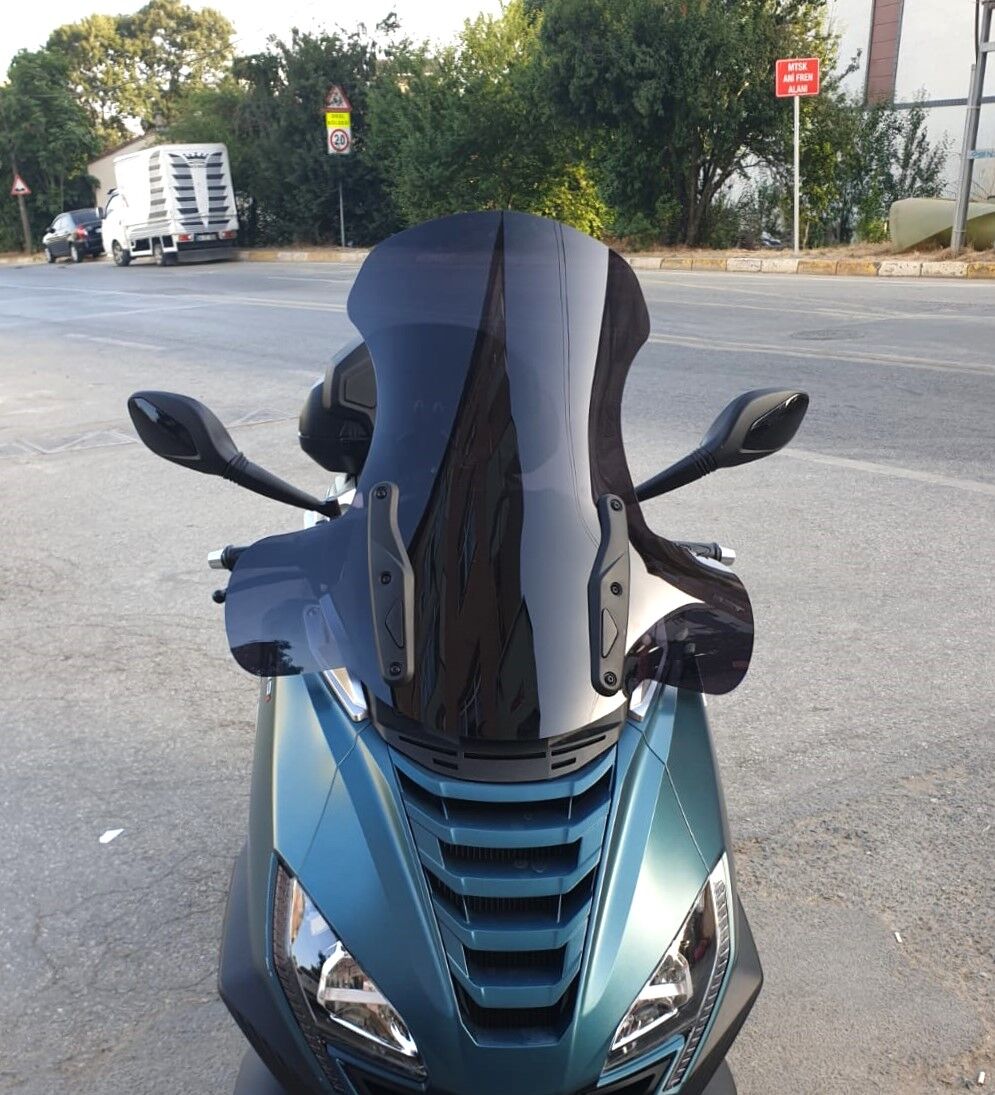 MOTOCAM Peugeot Metropolis 400 Ön Cam 2021-2026 Model 68cm Siyah Renkli 4mm