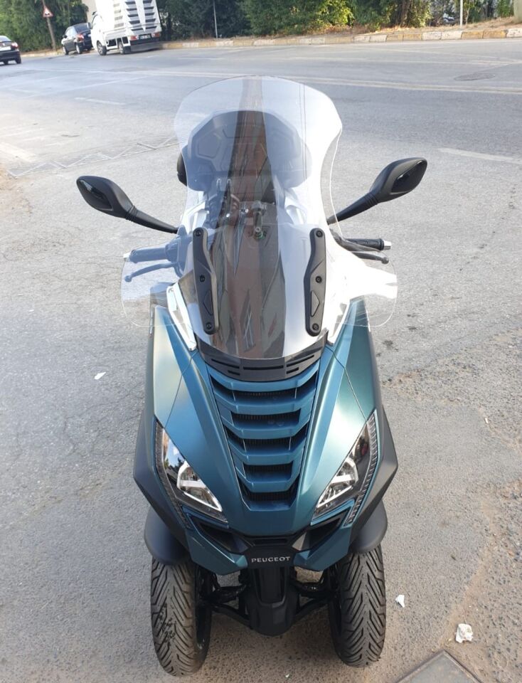 MOTOCAM Peugeot Metropolis 400 Ön Cam 2021-2026 Model 68cm Şeffaf Renkli 4mm