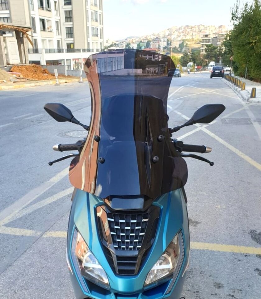 MOTOCAM Peugeot Pulsion 125 Ön Cam 2022-2026 Model 68cm Siyah Renkli 4mm UZUN