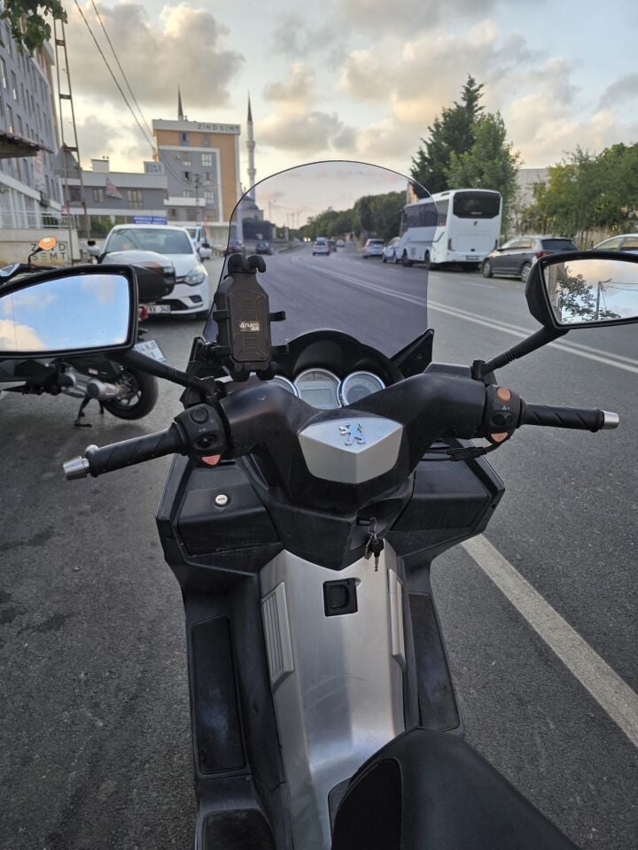 MOTOCAM Peugeot Satelis Ön Cam 2006-2014 Model 63cm Füme Renkli 4mm