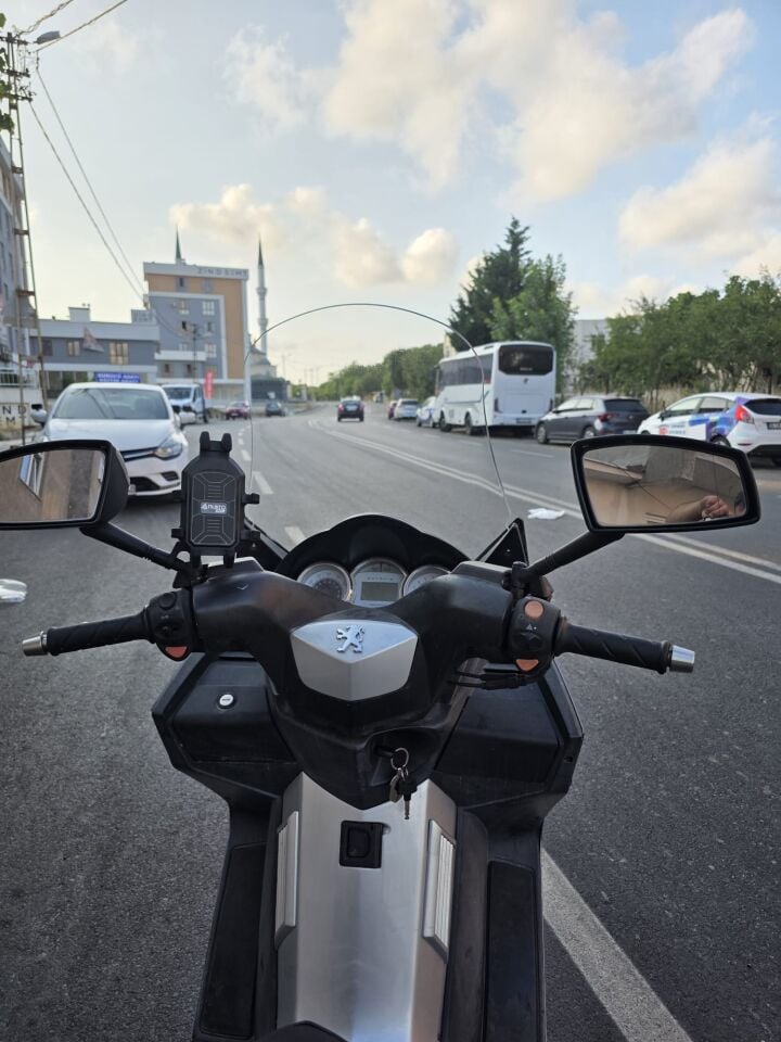 MOTOCAM Peugeot Satelis Ön Cam 2006-2014 Model 63cm Şeffaf Renkli 4mm