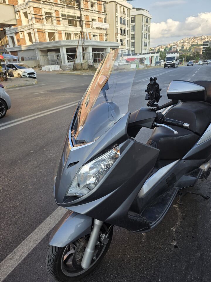 MOTOCAM Peugeot Satelis Ön Cam 2006-2014 Model 63cm Şeffaf Renkli 4mm